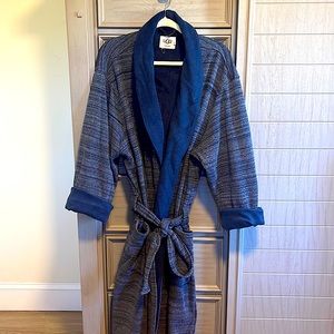UGG Men’s Fleece Robe